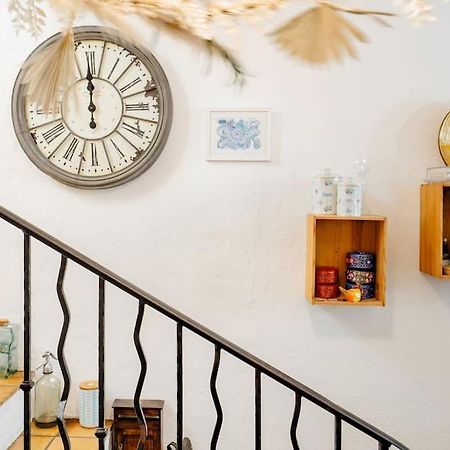 Chambre Atypique Dans Cafe Healthy Saint-Paul-de-Vence Extérieur photo