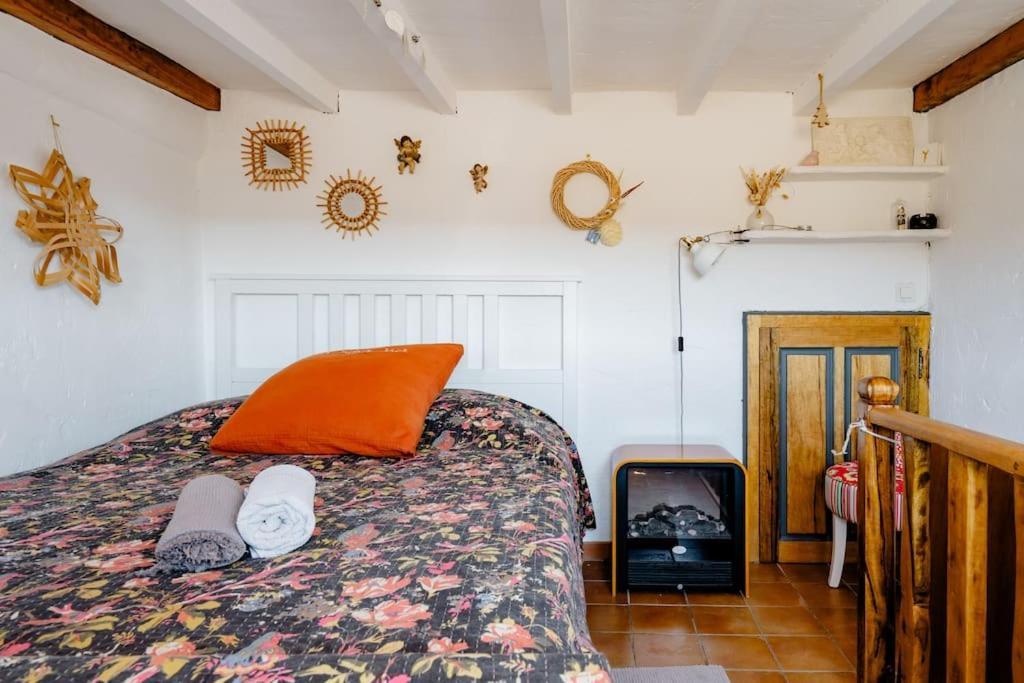 Chambre Atypique Dans Cafe Healthy Saint-Paul-de-Vence Extérieur photo